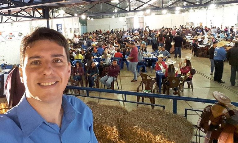 Alexandre Cachorrão comemora o sucesso da 3ª Queima do Alho Alexandre Cachorrão comemora o sucesso da 3ª Queima do Alho