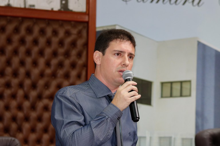 Alexandre Cachorrão solicita meia-entrada para estudantes, idosos e deficientes no Horto Florestal Alexandre Cachorrão solicita meia-entrada para estudantes, idosos e deficientes no Horto Florestal