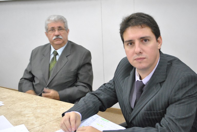 Alexandre e Arlindo estão confiantes nas melhorias no Residencial Flamboyant Alexandre e Arlindo estão confiantes nas melhorias no Residencial Flamboyant