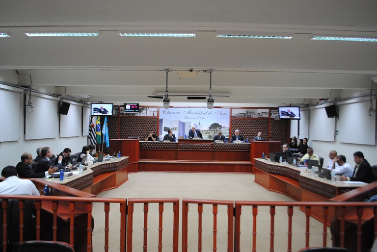 Após deliberação, orçamento municipal é aprovado pelos vereadores Após deliberação, orçamento municipal é aprovado pelos vereadores