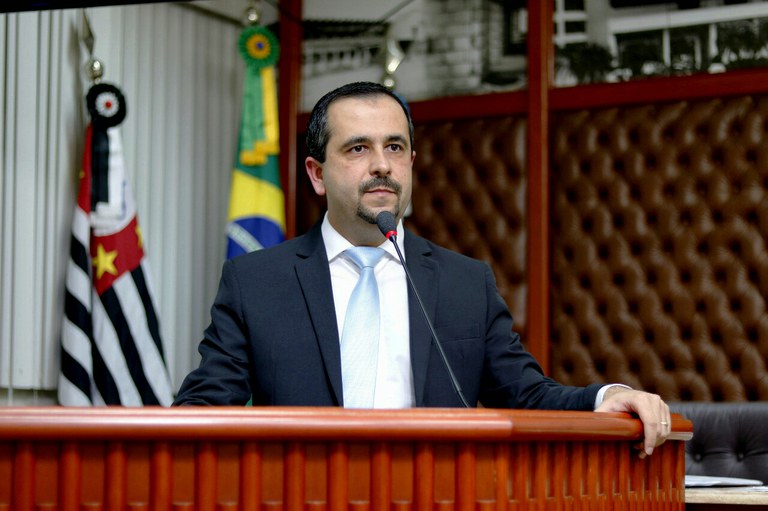 Após reivindicação do Vereador Vinicius Simili, Prefeitura Municipal anuncia locação de imóvel na cidade de Jaú Após reivindicação do Vereador Vinicius Simili, Prefeitura Municipal anuncia locação de imóvel na cidade de Jaú