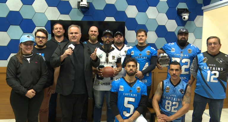 Aprovado: Presidente da Câmara apresenta projeto que institui o Dia do Futebol Americano no calendário oficial do município Aprovado: Presidente da Câmara apresenta projeto que institui o Dia do Futebol Americano no calendário oficial do município