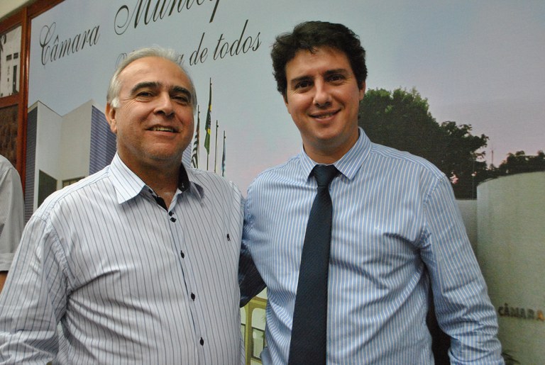 Câmara aprova projeto do “Fórum das Drogas dos vereadores, Alexandre e Valmir Câmara aprova projeto do “Fórum das Drogas dos vereadores, Alexandre e Valmir