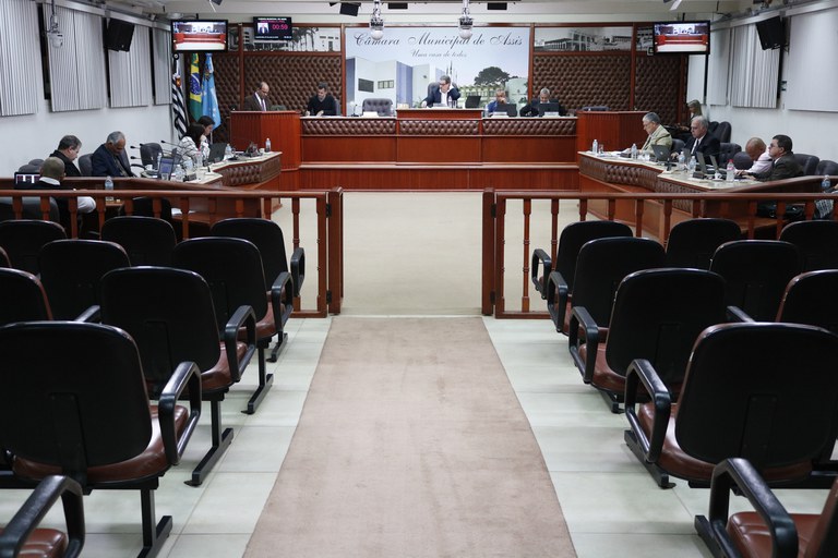 Câmara aprova Projeto que obriga a facilidade de acesso a deficientes físicos Câmara aprova Projeto que obriga a facilidade de acesso a deficientes físicos