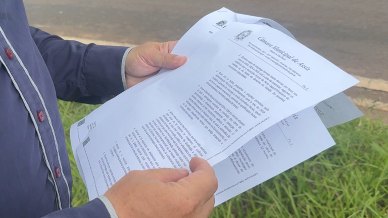 Câmara de Assis cobra esclarecimentos sobre emprego, renda e áreas empresariais