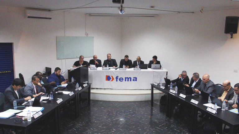 A recusa da Prefeitura pode caracterizar crime de responsabilidade, além de representar tentativa de obstrução dos trabalhos da Casa de Leis