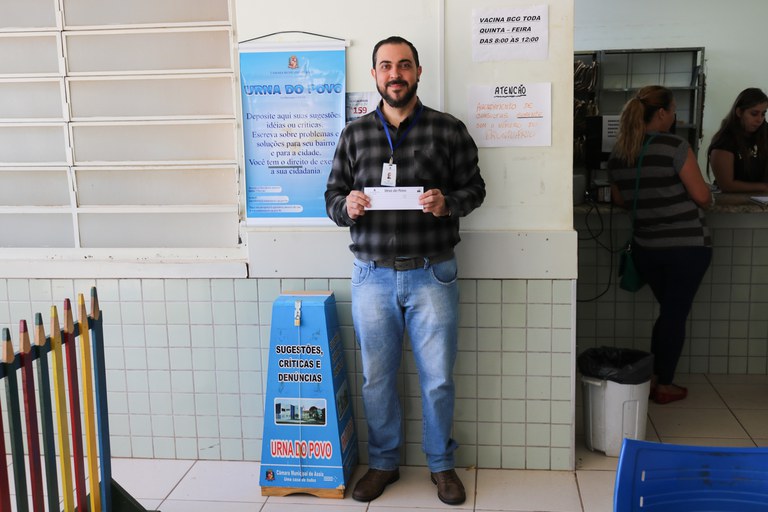 Câmara distribui urnas do povo para pesquisa de satisfação popular Câmara distribui urnas do povo para pesquisa de satisfação popular
