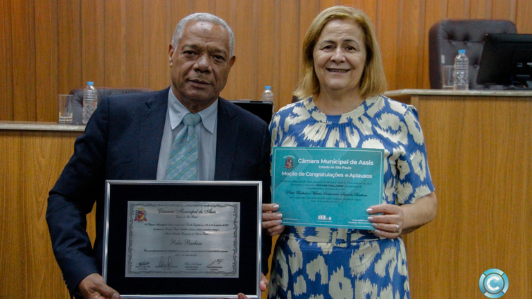 Câmara homenageia Pastor Pedro Barbosa por sua contribuição à comunidade de Assis Câmara homenageia Pastor Pedro Barbosa por sua contribuição à comunidade de Assis