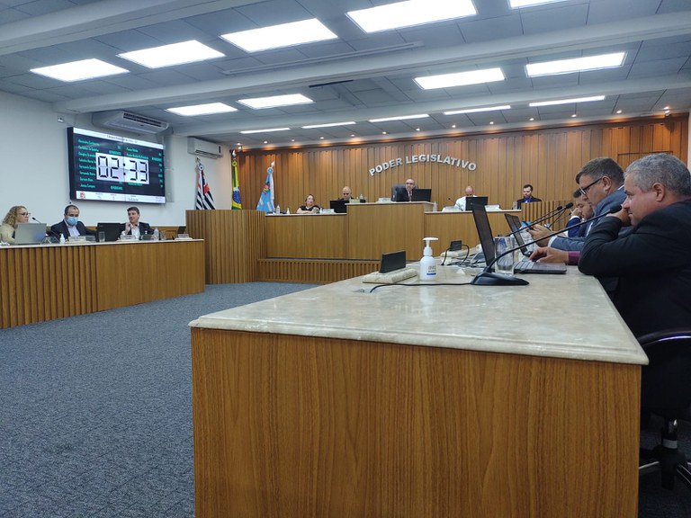 Com duas abstenções Câmara Municipal libera  R$848 mil à FEMA