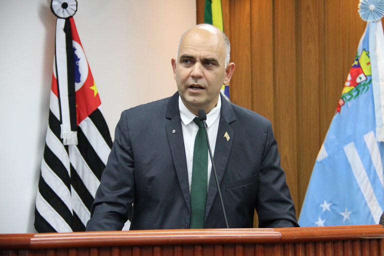Câmara Municipal de Assis aprova projeto para instalação de câmeras de segurança nas escolas públicas municipais Câmara Municipal de Assis aprova projeto para instalação de câmeras de segurança nas escolas públicas municipais