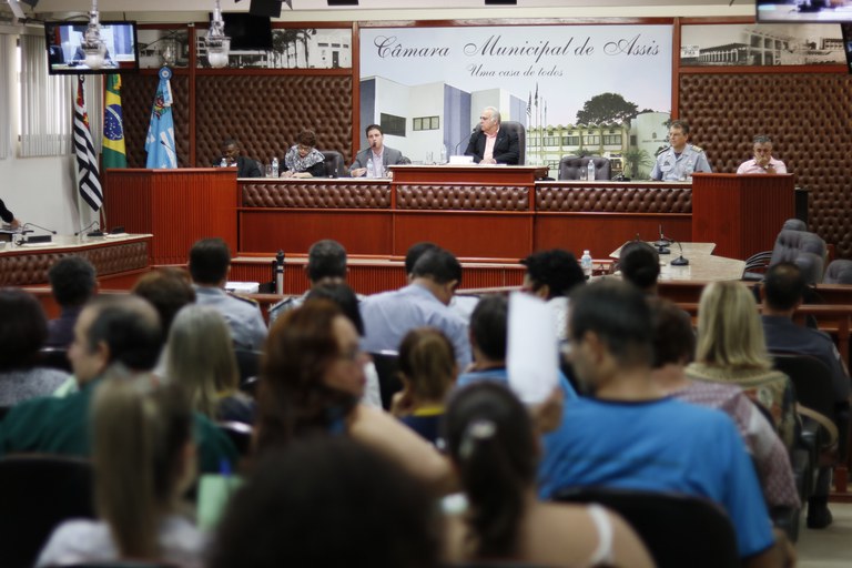 Câmara Municipal realiza o III Fórum Municipal de Prevenção às Drogas Câmara Municipal realiza o III Fórum Municipal de Prevenção às Drogas