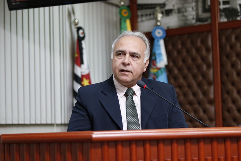 Câmara requer informações sobre reenquadramento salarial de Supervisores, Diretores, Vices e Coordenadores Pedagógicos Câmara requer informações sobre reenquadramento salarial de Supervisores, Diretores, Vices e Coordenadores Pedagógicos