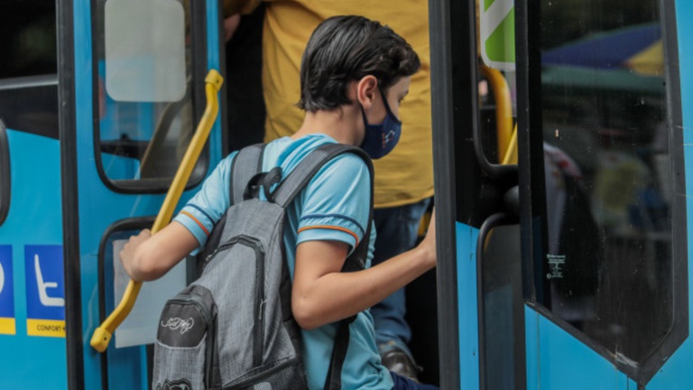 Câmara solicita à Prefeitura de Assis estudo sobre disponibilização de transporte para alunos da Unifio, em Ourinhos