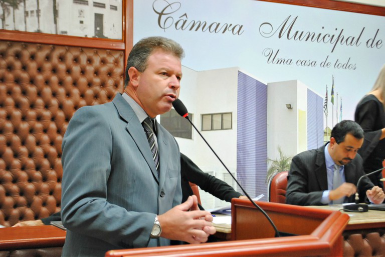 Célio Diniz propõe cronograma para agilizar a realização de exames e cirurgias pelo município Célio Diniz propõe cronograma para agilizar a realização de exames e cirurgias pelo município