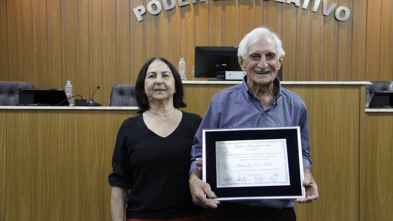 Com carreira no esporte e no serviço público, ‘Bolão’ é homenageado pela Câmara Com carreira no esporte e no serviço público, ‘Bolão’ é homenageado pela Câmara