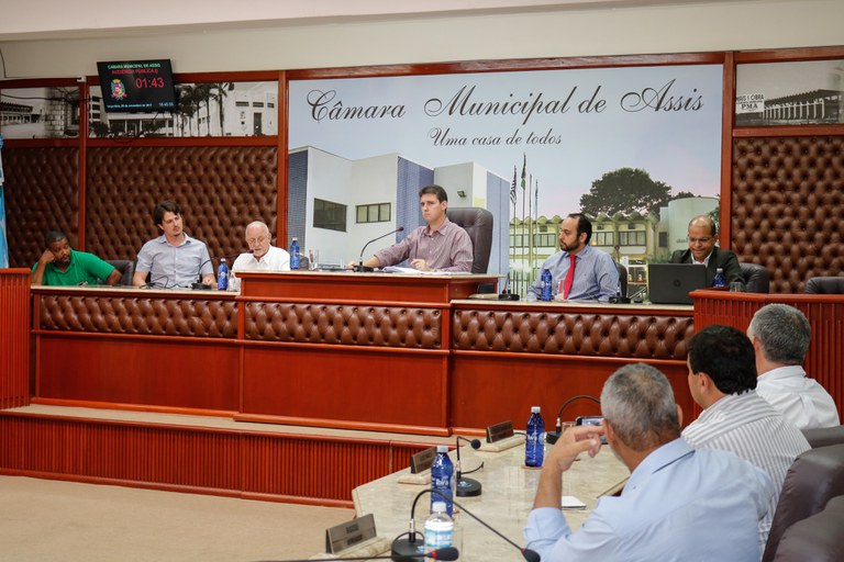 Comissão de Constituição e Justiça da Câmara realiza audiência pública sobre as questões do lixo e limpeza urbana Comissão de Constituição e Justiça da Câmara realiza audiência pública sobre as questões do lixo e limpeza urbana