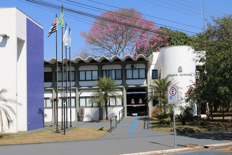 Devido o feriado de Carnaval, Câmara informa que a próxima Sessão Ordinária ocorrerá na quarta-feira dia 14 de fevereiro às 18 horas. Devido o feriado de Carnaval, Câmara informa que a próxima Sessão Ordinária ocorrerá na quarta-feira dia 14 de fevereiro às 18 horas.