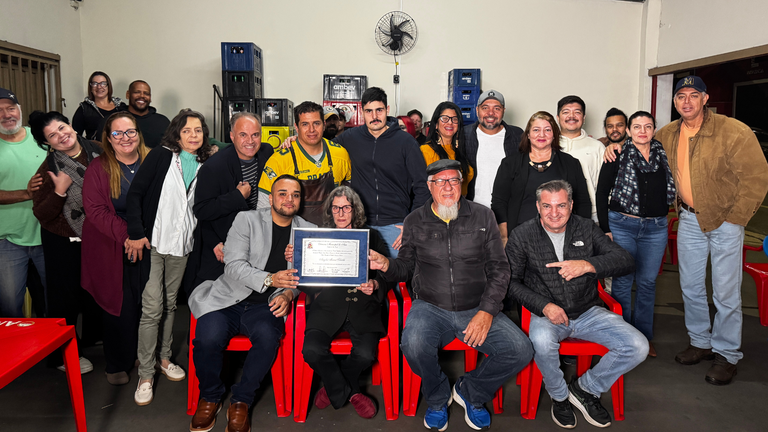Empreendedora e educadora recebe título de Cidadã Assisense em ato solene