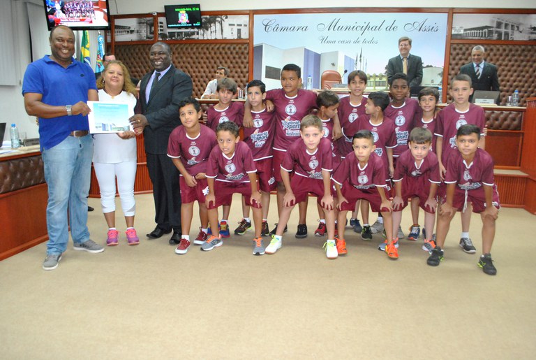 Escolinha de Futebol recebe “Moção” durante sessão