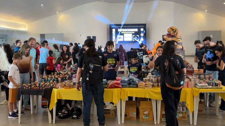 Programação realizada na ACIA contou com concursos, apresentações, atividades interativas e reuniu visitantes de diferentes cidades da região