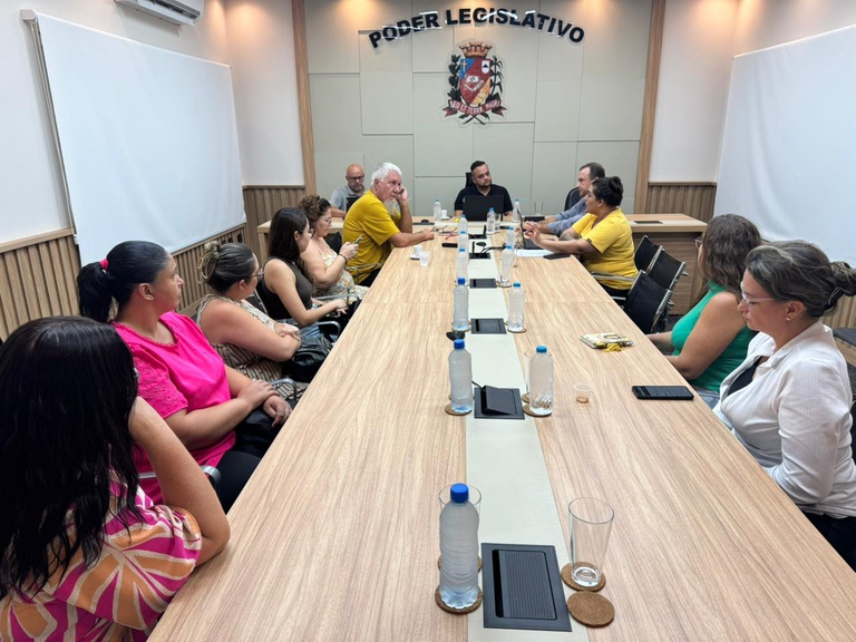 Reunião discute adequação à legislação e valorização dos profissionais