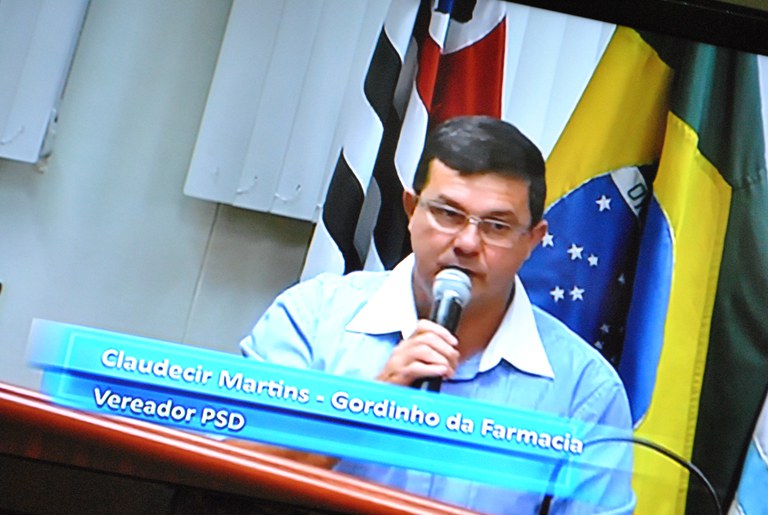 Gordinho critica na tribuna, desvalorização do funcionário público municipal Gordinho critica na tribuna, desvalorização do funcionário público municipal