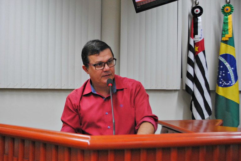 Gordinho da farmácia questiona compra realizada pela Secretaria de Obras Gordinho da farmácia questiona compra realizada pela Secretaria de Obras