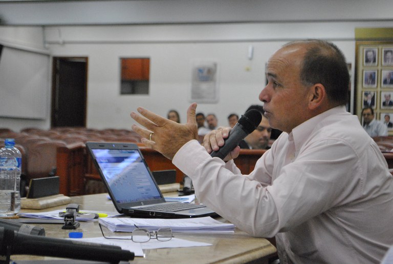 José Luiz Garcia solicita “Libras” nas escolas José Luiz Garcia solicita “Libras” nas escolas