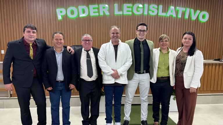 Legislativo de Assis participa da reinauguração da Câmara Municipal de Tarumã