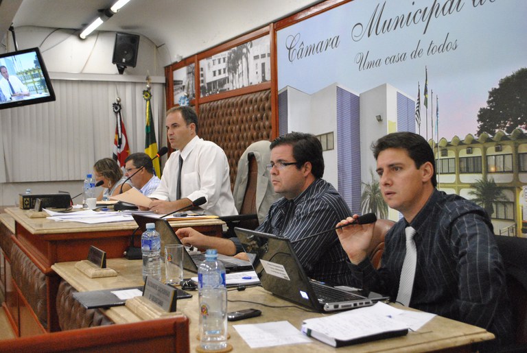 Mattioli define pauta para última sessão de fevereiro Mattioli define pauta para última sessão de fevereiro