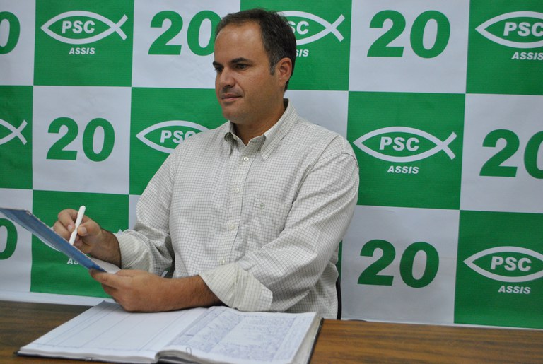 Governador libera R$ 59 milhões para Marília e apenas R$ 300 mil para Assis Governador libera R$ 59 milhões para Marília e apenas R$ 300 mil para Assis