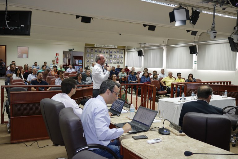 Ministério Público se reúne na Câmara Municipal para tratar sobre o Meio Ambiente Ministério Público se reúne na Câmara Municipal para tratar sobre o Meio Ambiente