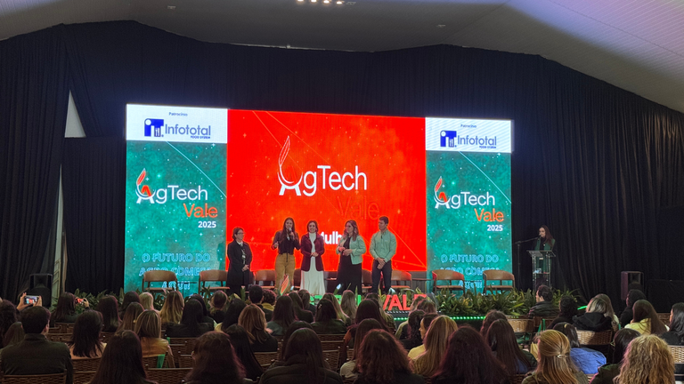 Mulheres do agronegócio lotam auditório no 1º dia AGTECH VALE Mulheres do agronegócio lotam auditório no 1º dia AGTECH VALE