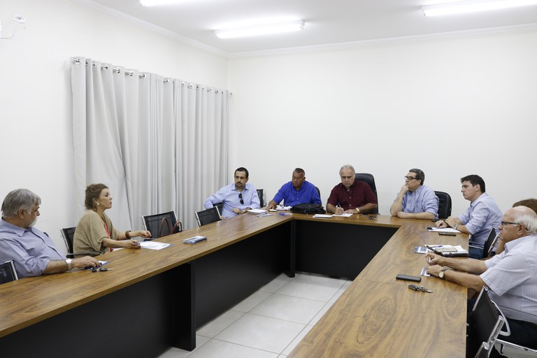 Nova diretoria da Santa Casa de Misericórdia de Assis visita Câmara Municipal Nova diretoria da Santa Casa de Misericórdia de Assis visita Câmara Municipal