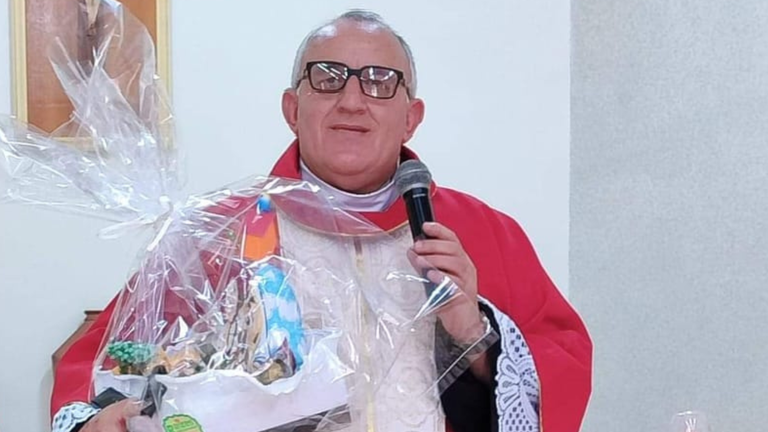 A Sessão Solene é aberta ao público, com início às 19h