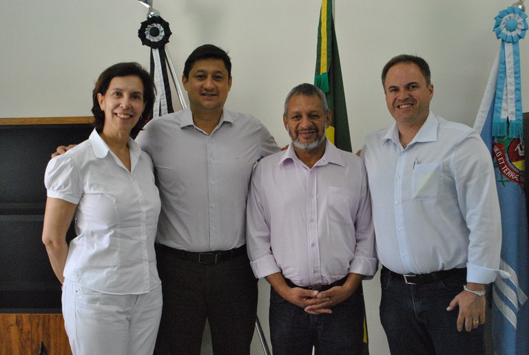 Pista de Skate: Vereador Timba pede e prefeito atende reabertura de licitação Pista de Skate: Vereador Timba pede e prefeito atende reabertura de licitação
