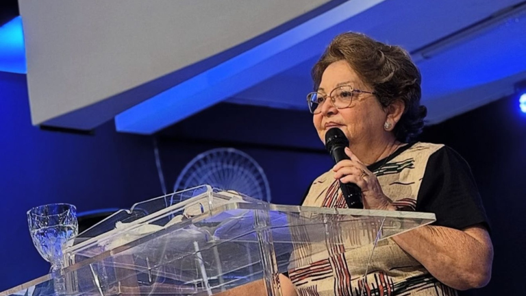 Solenidade é aberta ao público, com início às 19h, no Plenário da Casa de Leis