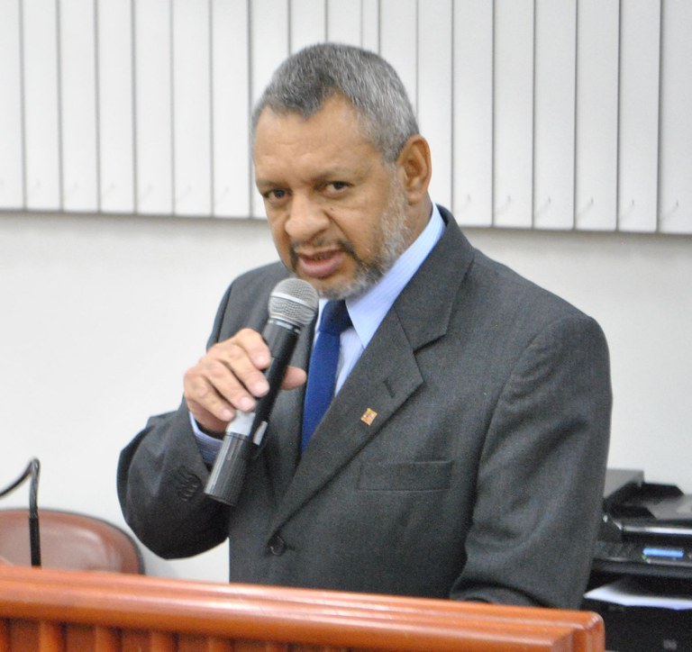 PREFEITO DE ASSIS FOI AUTORIZADO PELA MAIORIA DOS VEREADORES A MOVIMENTAR 350 MIL REAIS POR DIA SEM PASSAR PELA CÂMARA TOTALIZANDO EM 40 DIAS 14 MILHÕES PREFEITO DE ASSIS FOI AUTORIZADO PELA MAIORIA DOS VEREADORES A MOVIMENTAR 350 MIL REAIS POR DIA SEM PASSAR PELA CÂMARA TOTALIZANDO EM 40 DIAS 14 MILHÕES