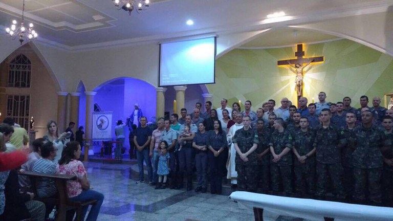Presidente da Câmara participa de solenidade da Páscoa dos Militares Presidente da Câmara participa de solenidade da Páscoa dos Militares