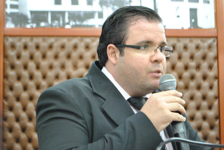 Professor Thiago anuncia projeto na ALESP do Restaurante Bom Prato para Assis Professor Thiago anuncia projeto na ALESP do Restaurante Bom Prato para Assis