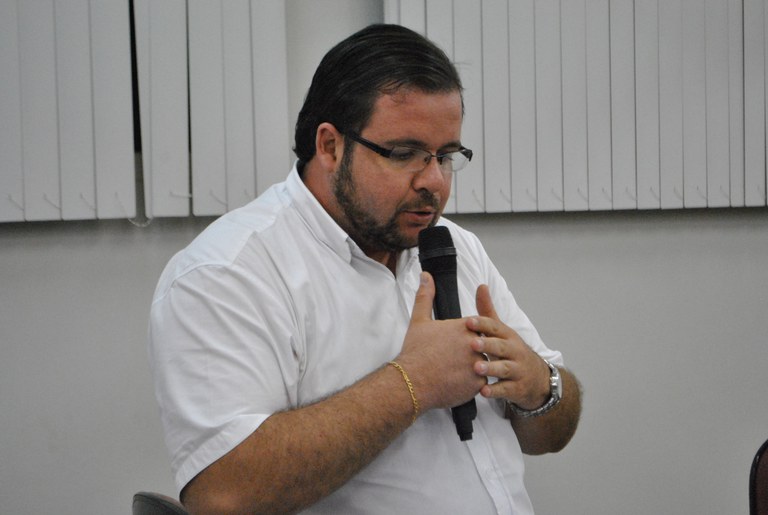 Professor Thiago defende movimento contra a violência nas escolas Professor Thiago defende movimento contra a violência nas escolas