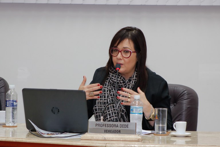 Professora Dedé convida a população para conhecer o Plano de Ação Municipal na garantia dos direitos de crianças e adolescentes com deficiência Professora Dedé convida a população para conhecer o Plano de Ação Municipal na garantia dos direitos de crianças e adolescentes com deficiência