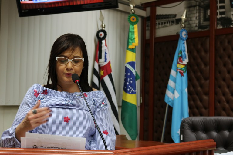 Professora Dedé homenageia assisenses pelas conquistas em diversas áreas Professora Dedé homenageia assisenses pelas conquistas em diversas áreas