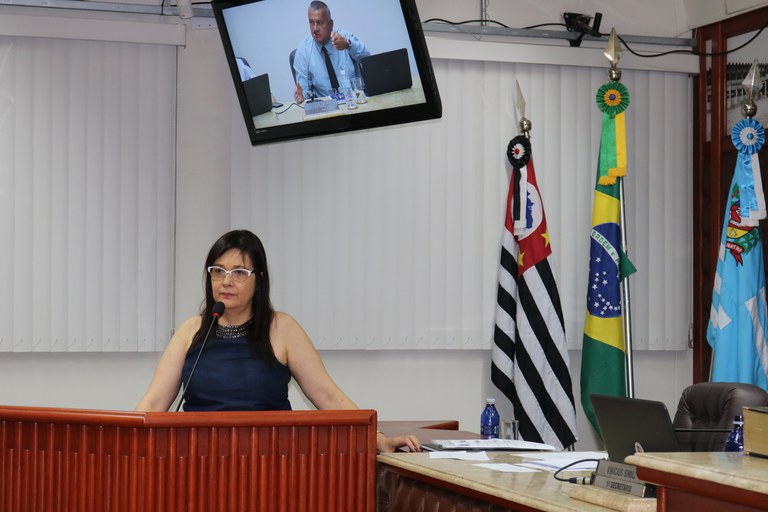 Professora Dedé informa que alunos da FEMA também podem se beneficiar do Refis Professora Dedé informa que alunos da FEMA também podem se beneficiar do Refis
