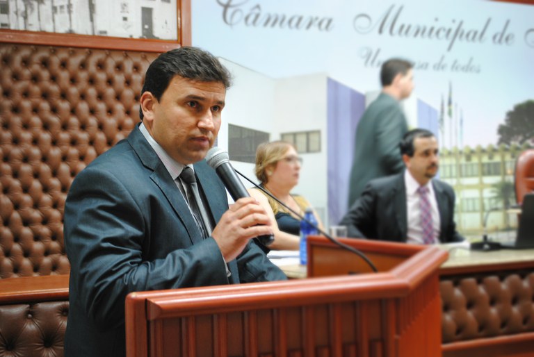 Projeto determina que casas lotéricas informem serviços prestados e horários de funcionamento Projeto determina que casas lotéricas informem serviços prestados e horários de funcionamento