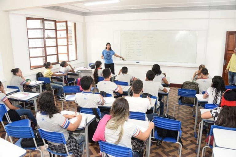 Processos seletivos contemplam docentes do Ensino Regular e da Educação Profissional Técnica