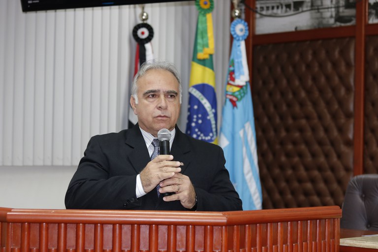 Sargento Valmir Dionizio faz cobranças durante o uso da tribuna Sargento Valmir Dionizio faz cobranças durante o uso da tribuna