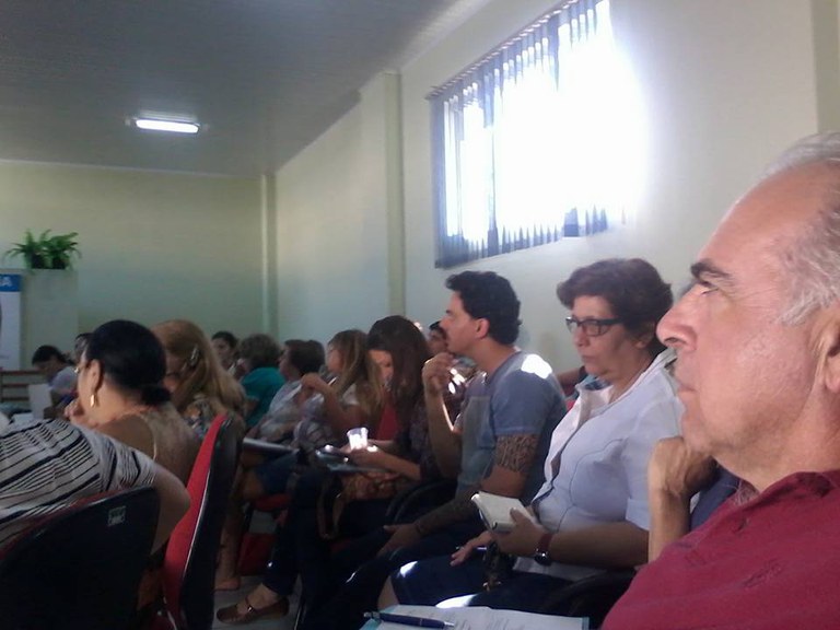 Sargento Valmir participa da reunião mensal do Conselho Municipal da Saúde Sargento Valmir participa da reunião mensal do Conselho Municipal da Saúde