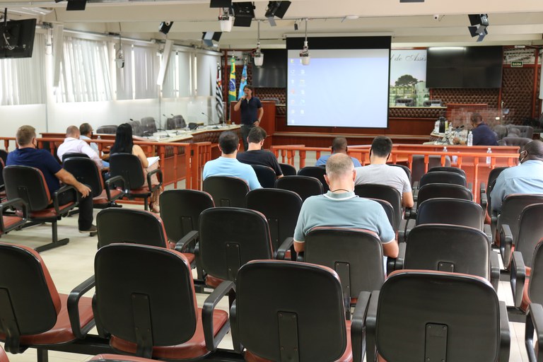 Fábio Nossack visita vereadores e apresenta Secretaria de Obras Fábio Nossack visita vereadores e apresenta Secretaria de Obras