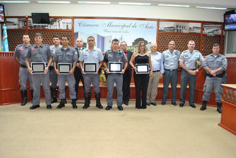 Sessão Solene na Câmara, entrega Título de “Policial Padrão” Sessão Solene na Câmara, entrega Título de “Policial Padrão”